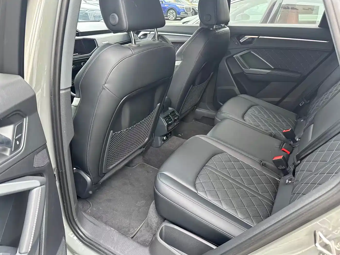 Audi Q3 2025 2024 40 TFSI Fashion Sport