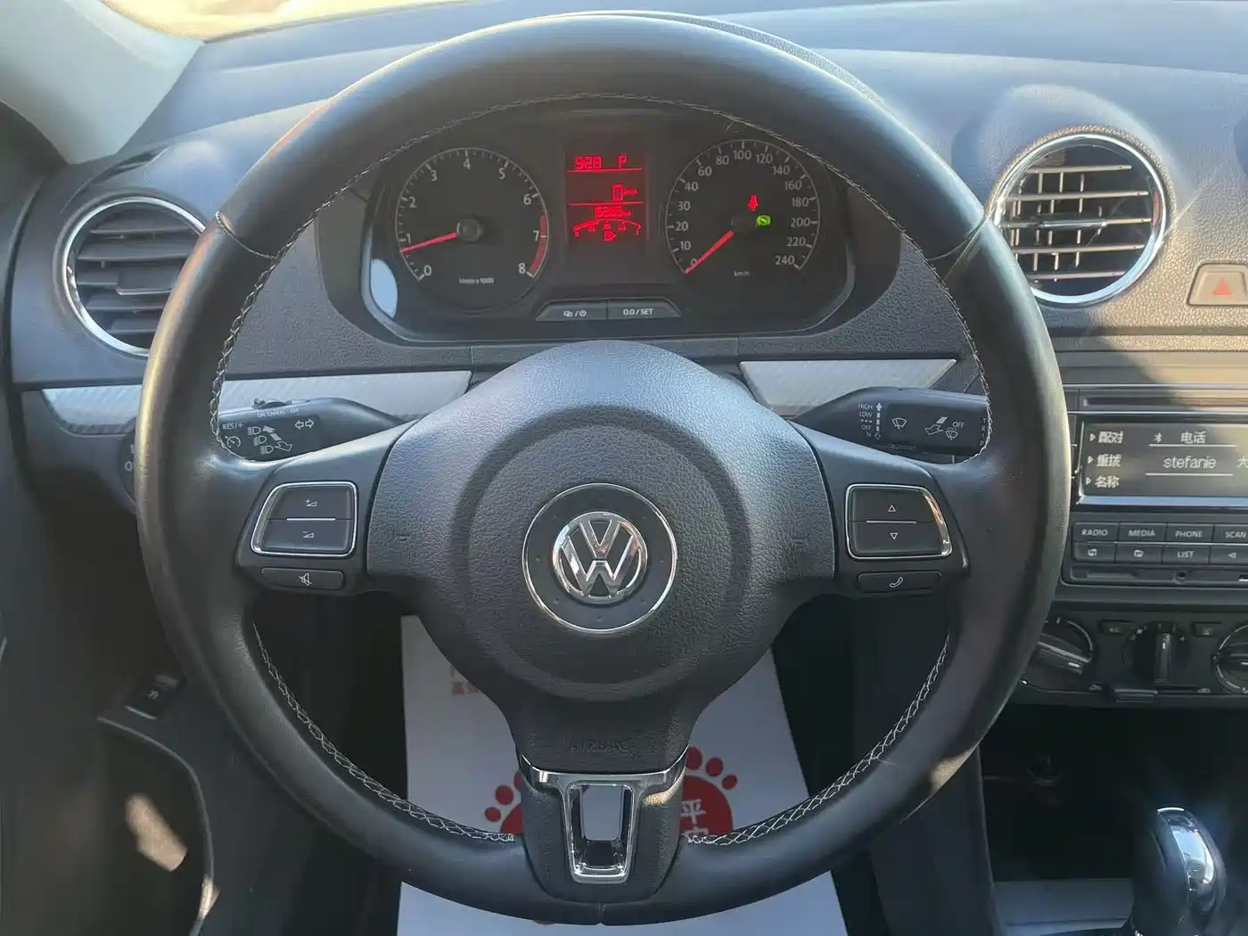 Volkswagen Jetta 2015 1.6L Automatic Luxury фото 15