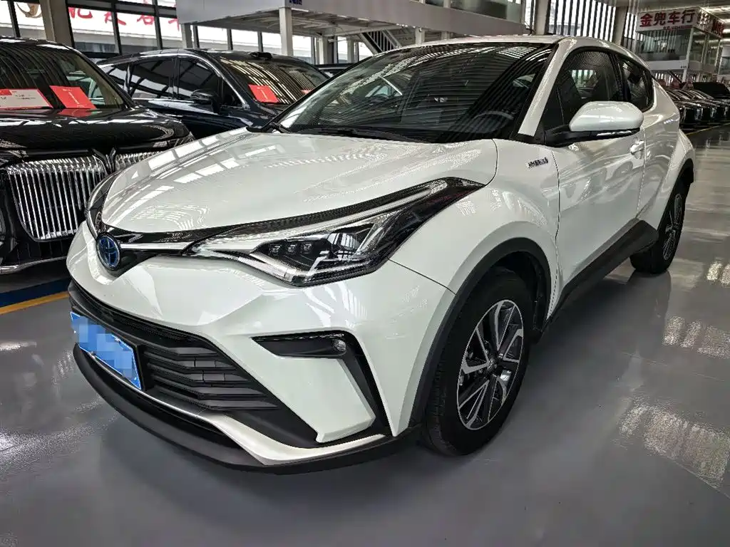 Toyota IZOA 2023 Hybrid 2.0L Yi-Chi Edition