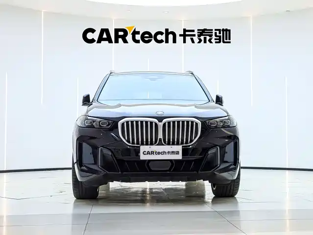 BMW X5 2023 xDrive 30Li Premium M Sport Package — фото 2