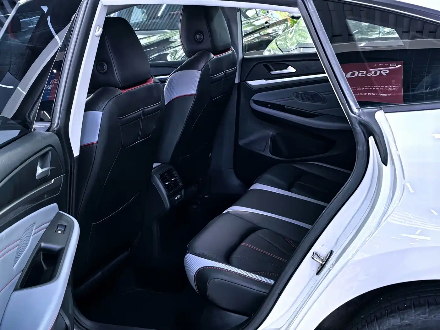 Volkswagen Lamando, миниатюра 13