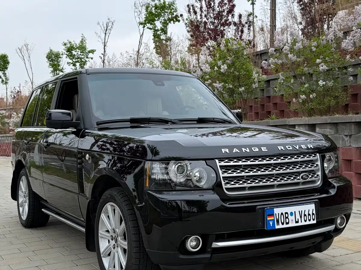 Land Rover Range Rover 2012 5.0 SC V8 фото 3