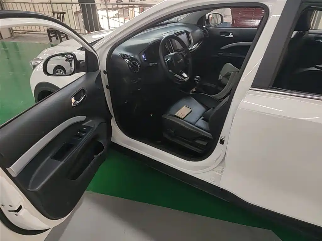 Kia KX1 2021 1.4L CVT Fun Edition фото 16