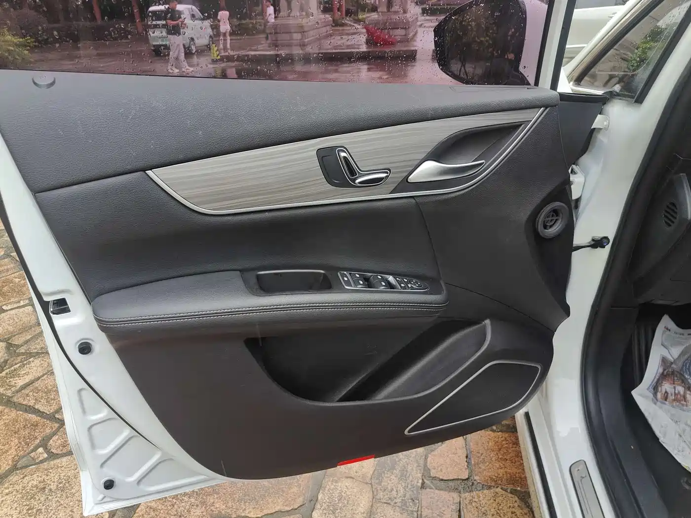 BYD Song MAX New Energy 2019 DM 1.5T Smart Connection Enjoyment 7-seater China VI фото 11