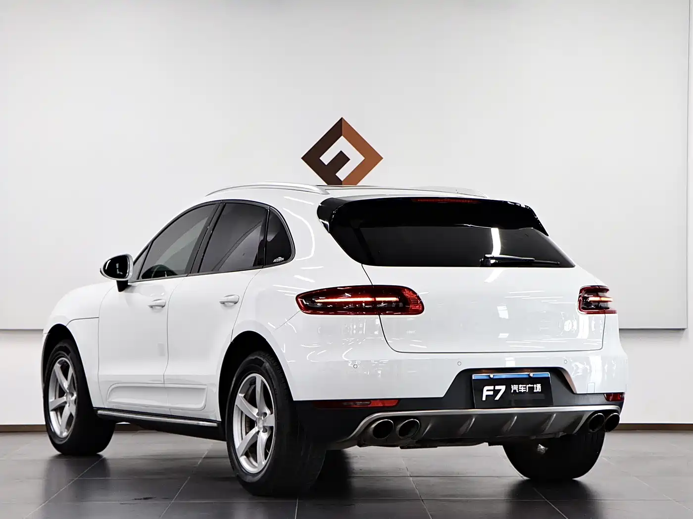 Porsche Macan 2017 Macan 2.0T фото 4
