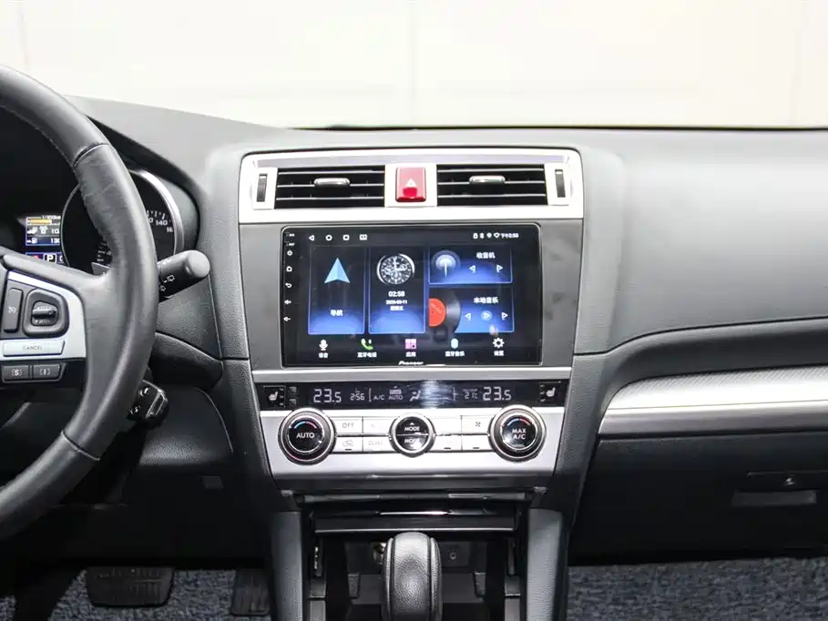 Subaru Outback 2015 2.5i Classic Edition фото 16