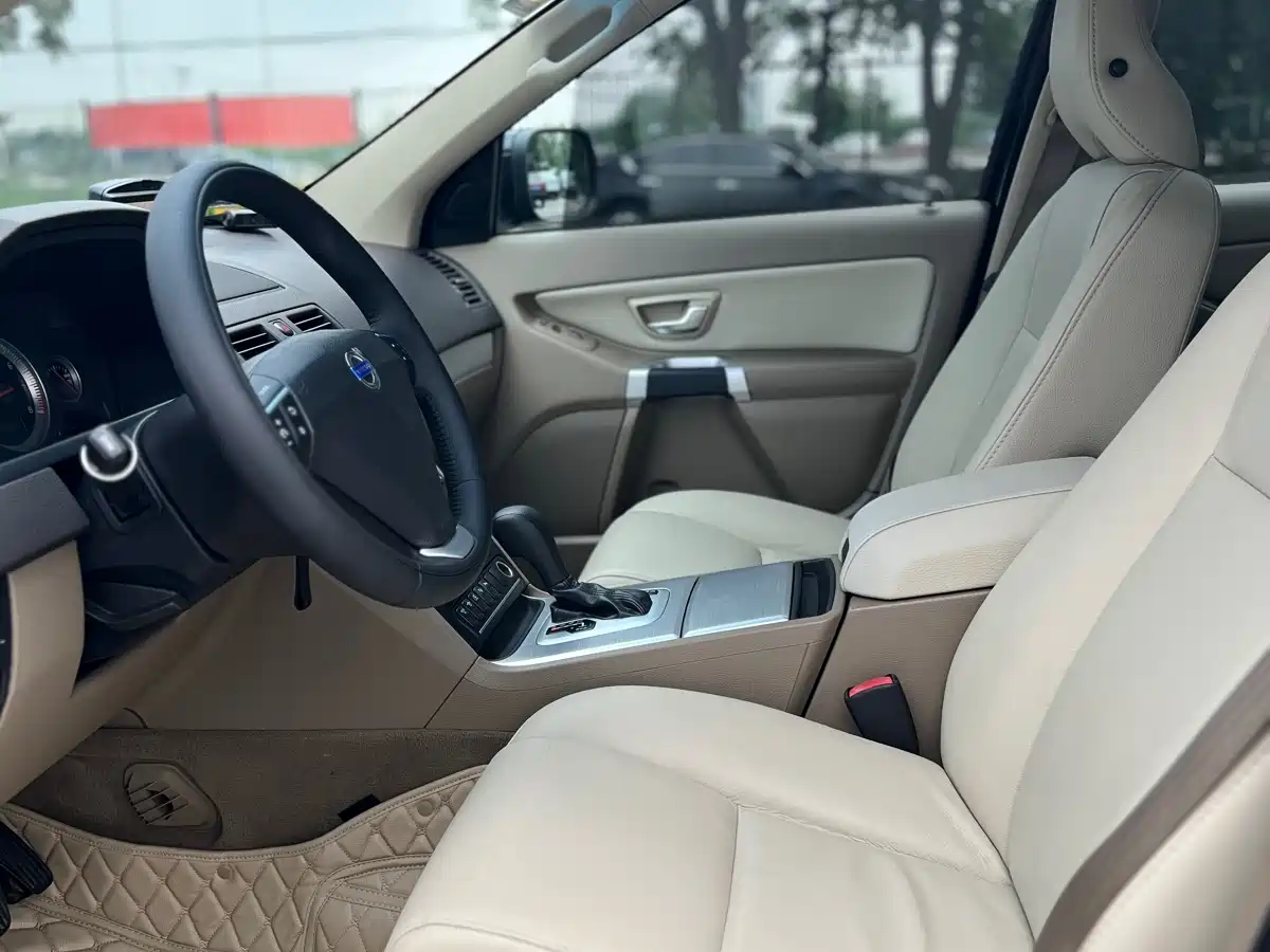 Volvo XC Classic 2016 2014 T5 Luxury Edition
