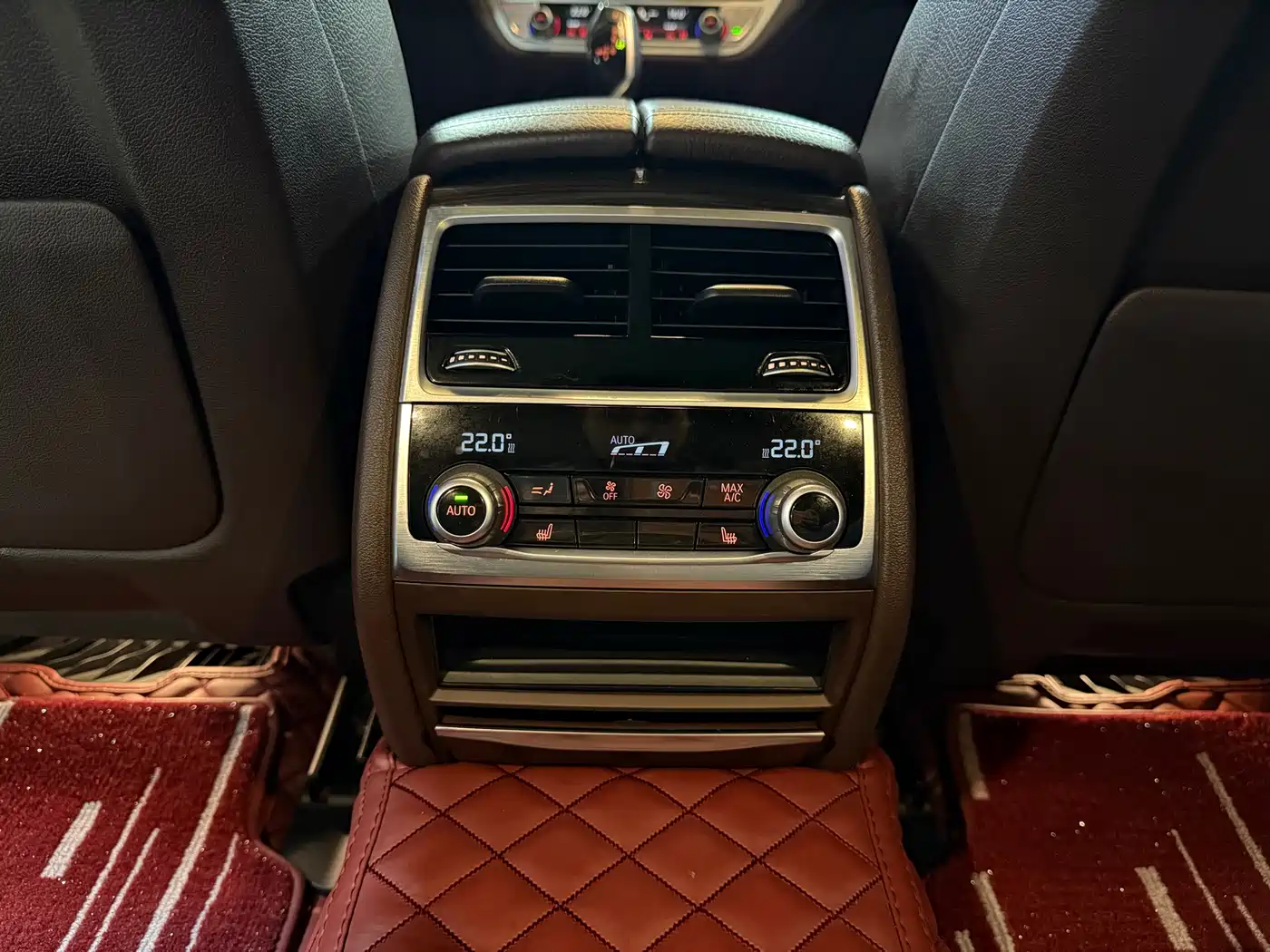 BMW 7 Series 2016 730Li Leading фото 22