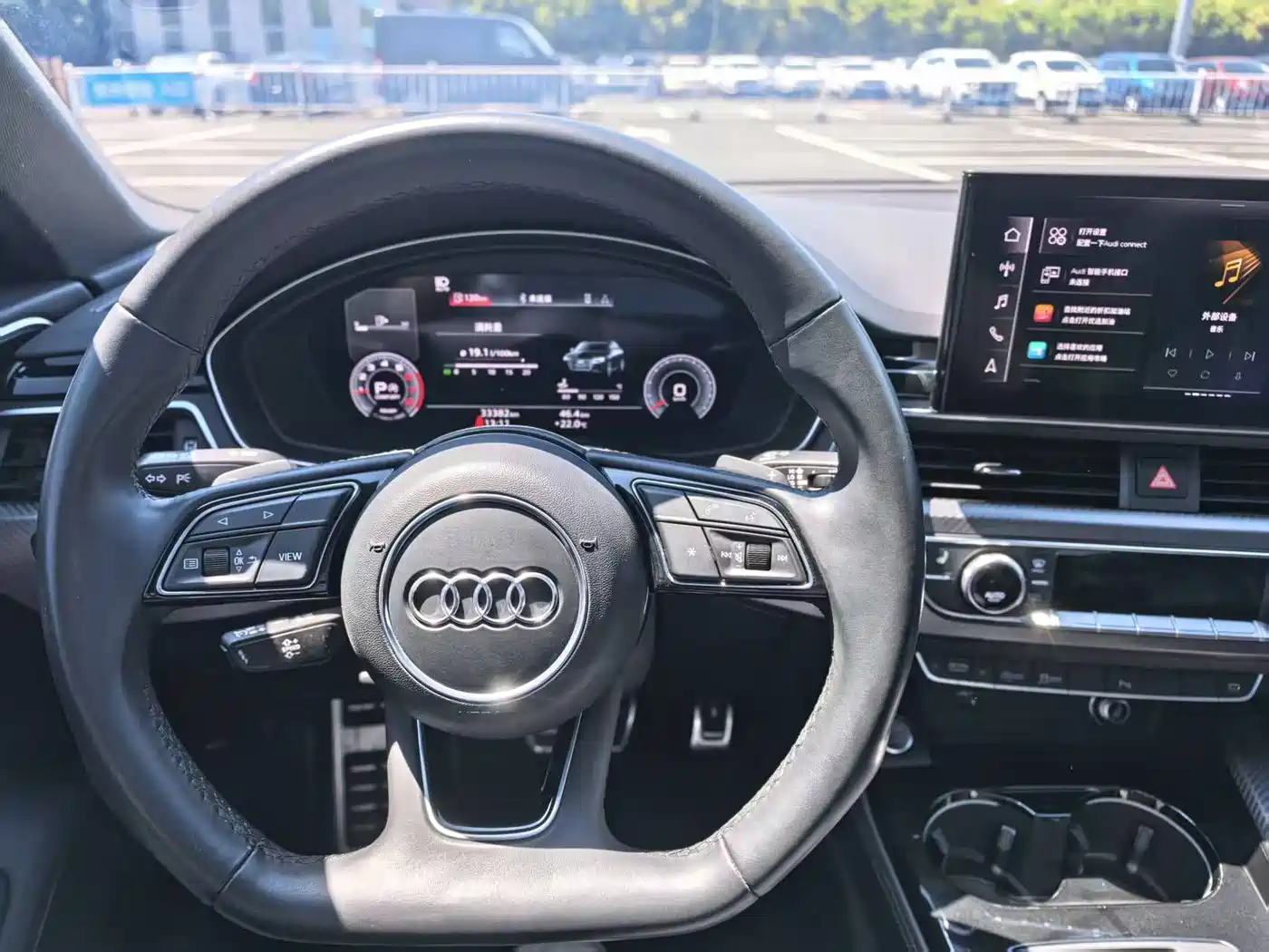 Audi A4L 2023 40 TFSI quattro Luxury Sport фото 9