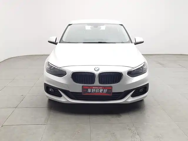 BMW 1 Series 2018 Facelift 118i Fashion — фото 3