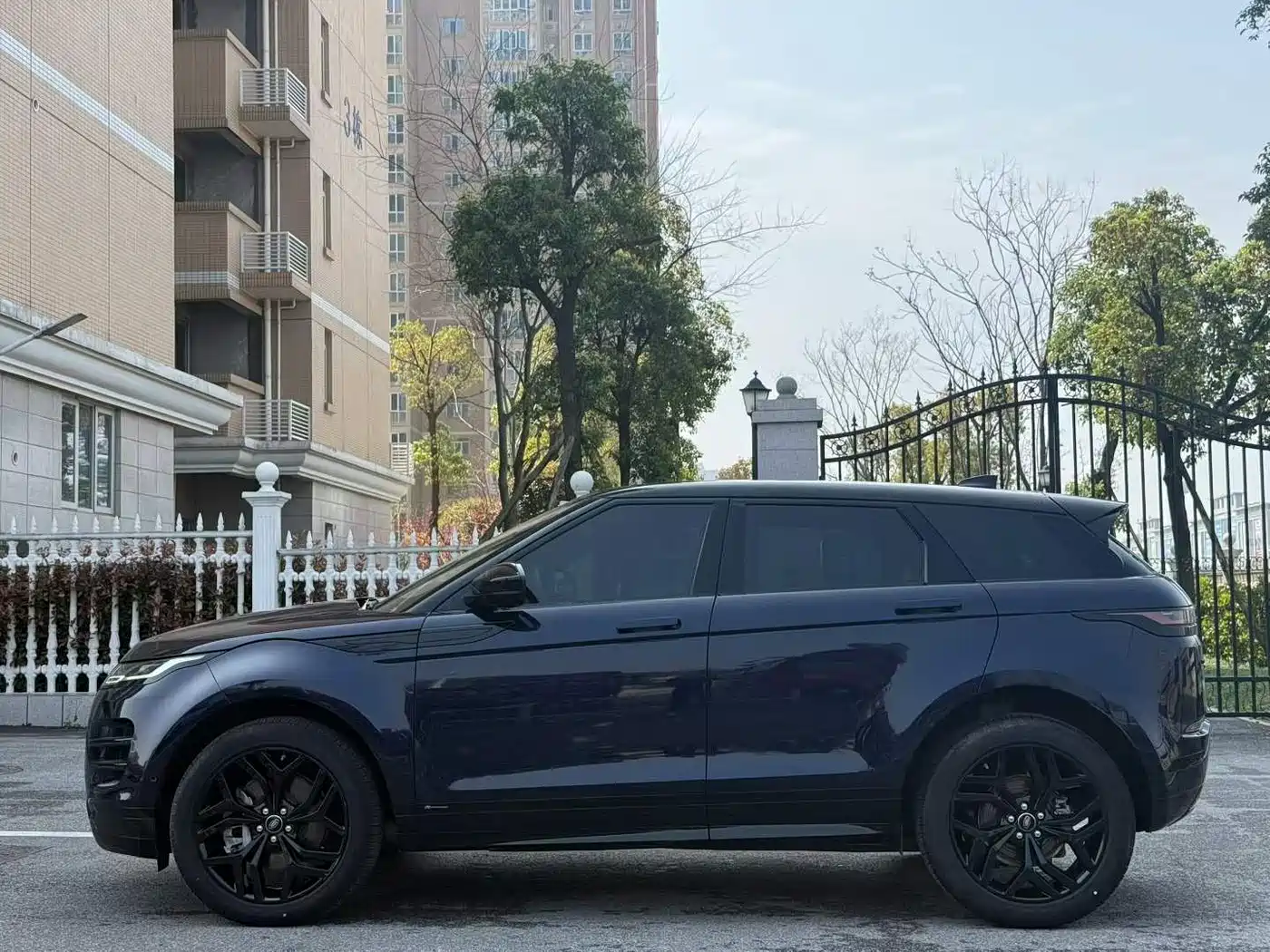 LAND ROVER RANGE ROVER AURORA