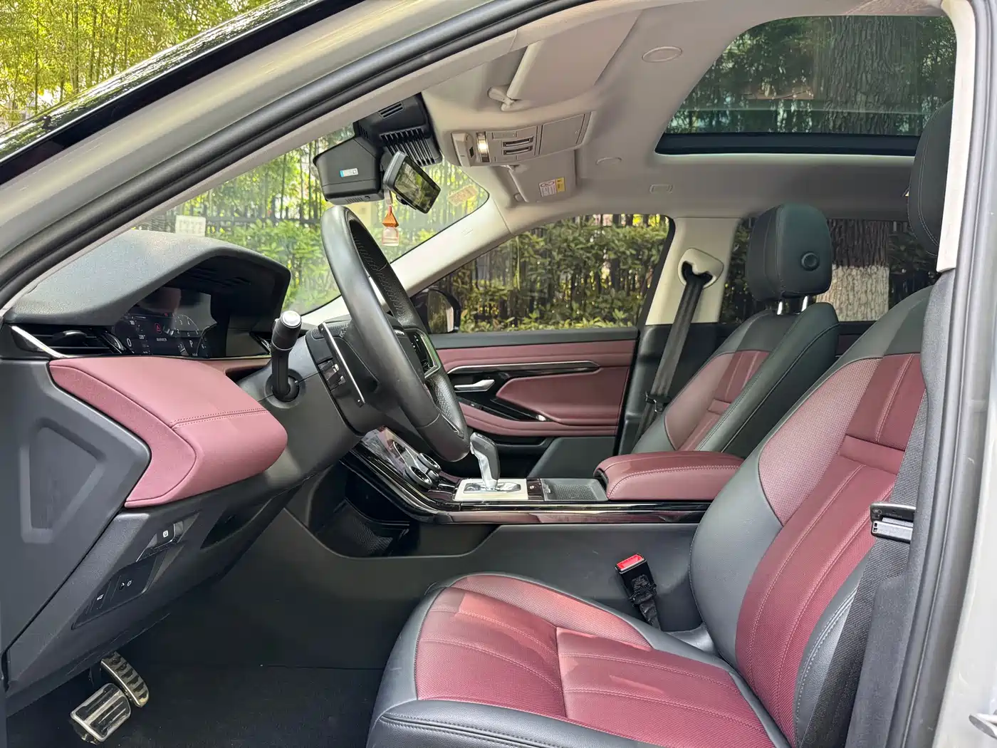 Land Rover Range Rover Evoque 2023 Range Rover Evoque L 249PS Luxury Edition фото 7