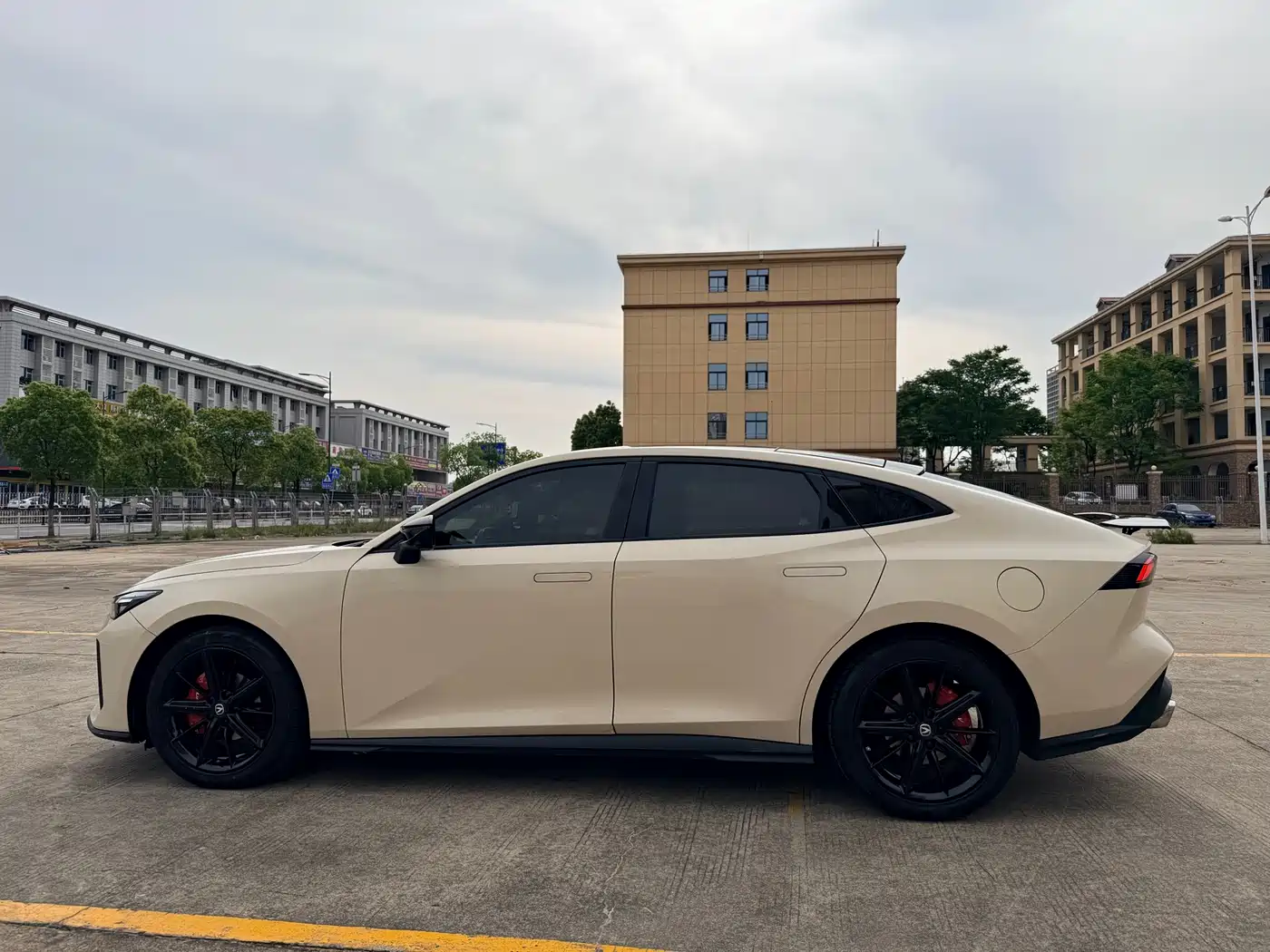 CHANGAN UNI-V