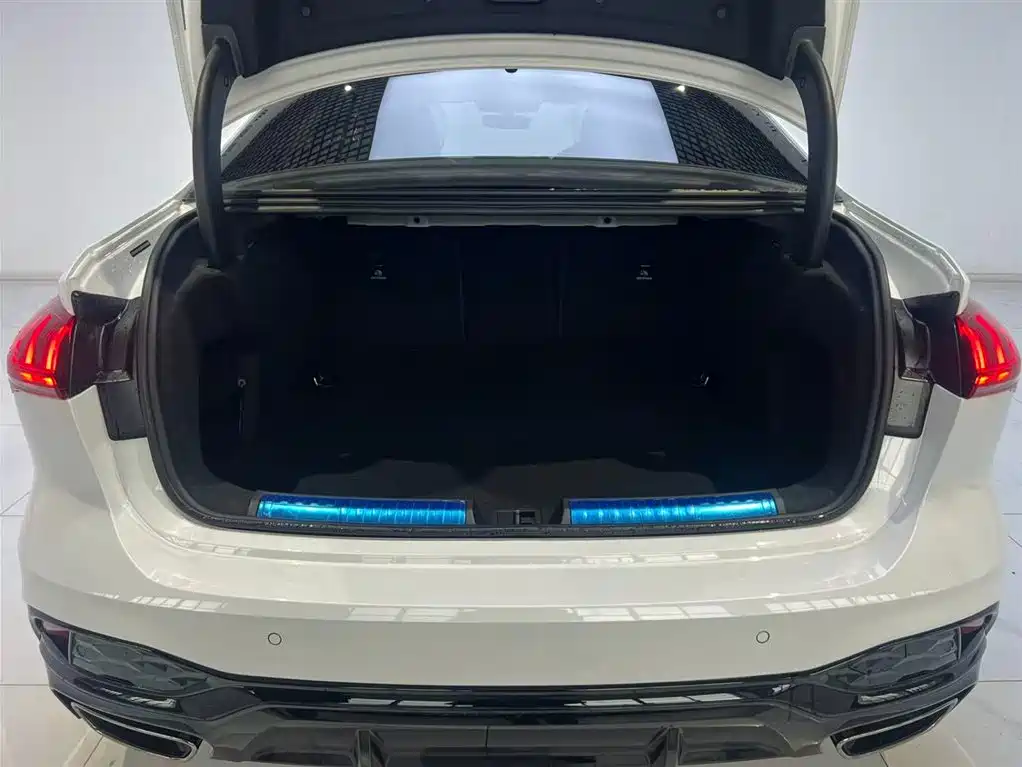 Audi A5L 2026 2.0T Sport Edition фото 6