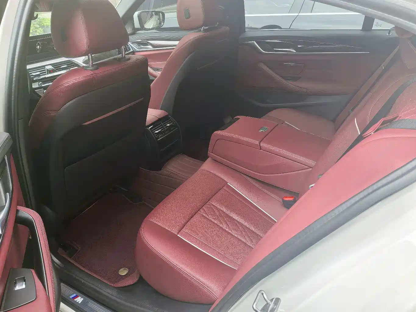 BMW 5 Series 2021 525Li M Sport Package фото 6