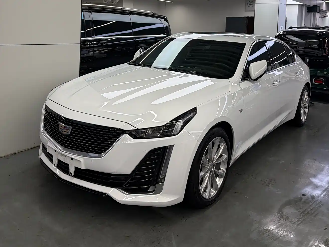 Cadillac CT5 2022 28T Luxury (Standard)