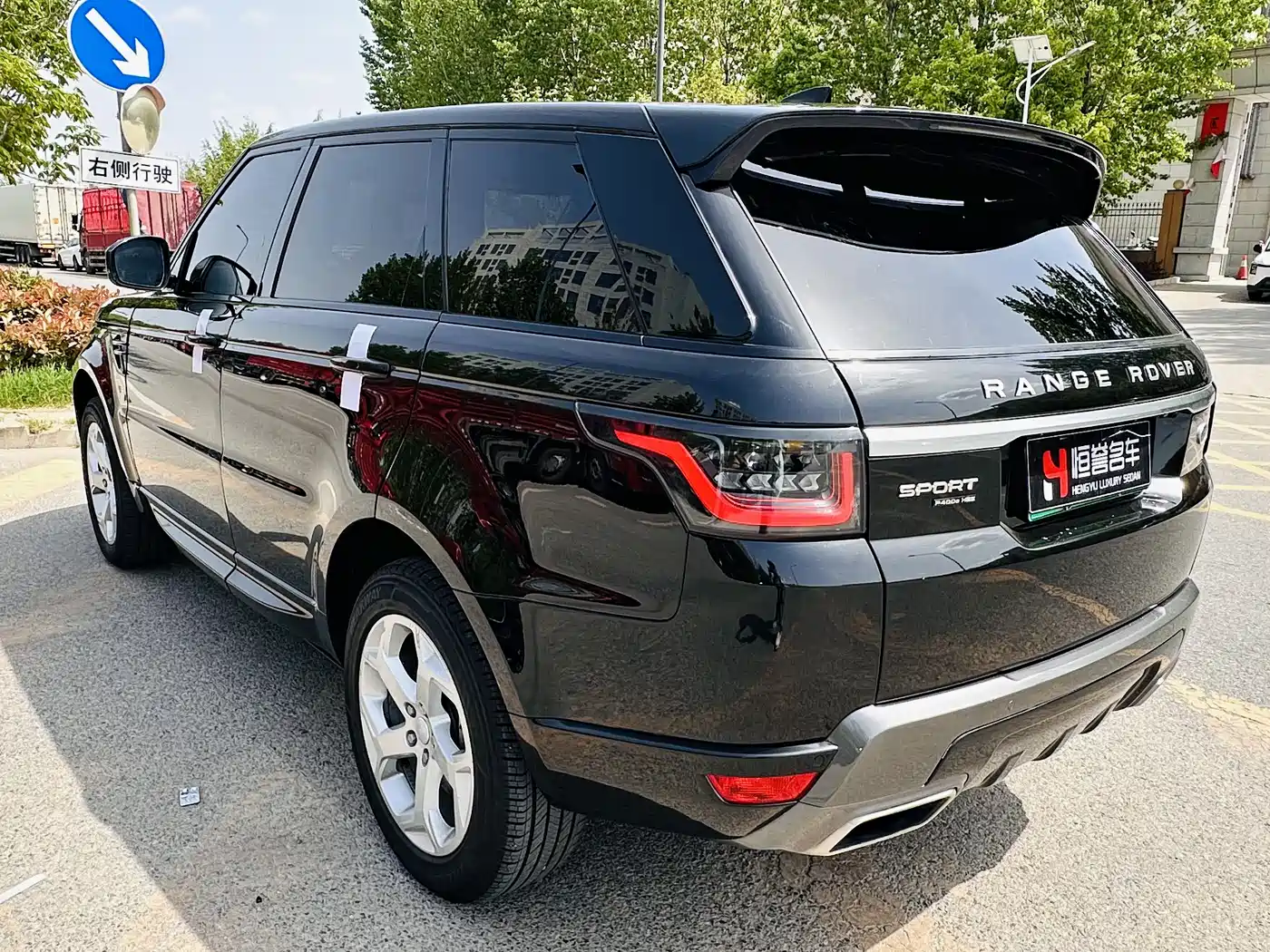 Land Rover Range Rover Sport PHEV 2018 Model P400e фото 16