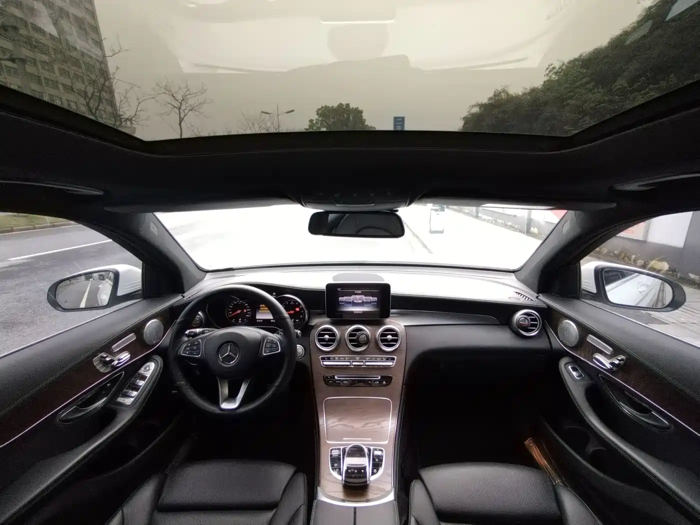 Mercedes-Benz GLC 2016 GLC 300 4MATIC Dynamic фото 8