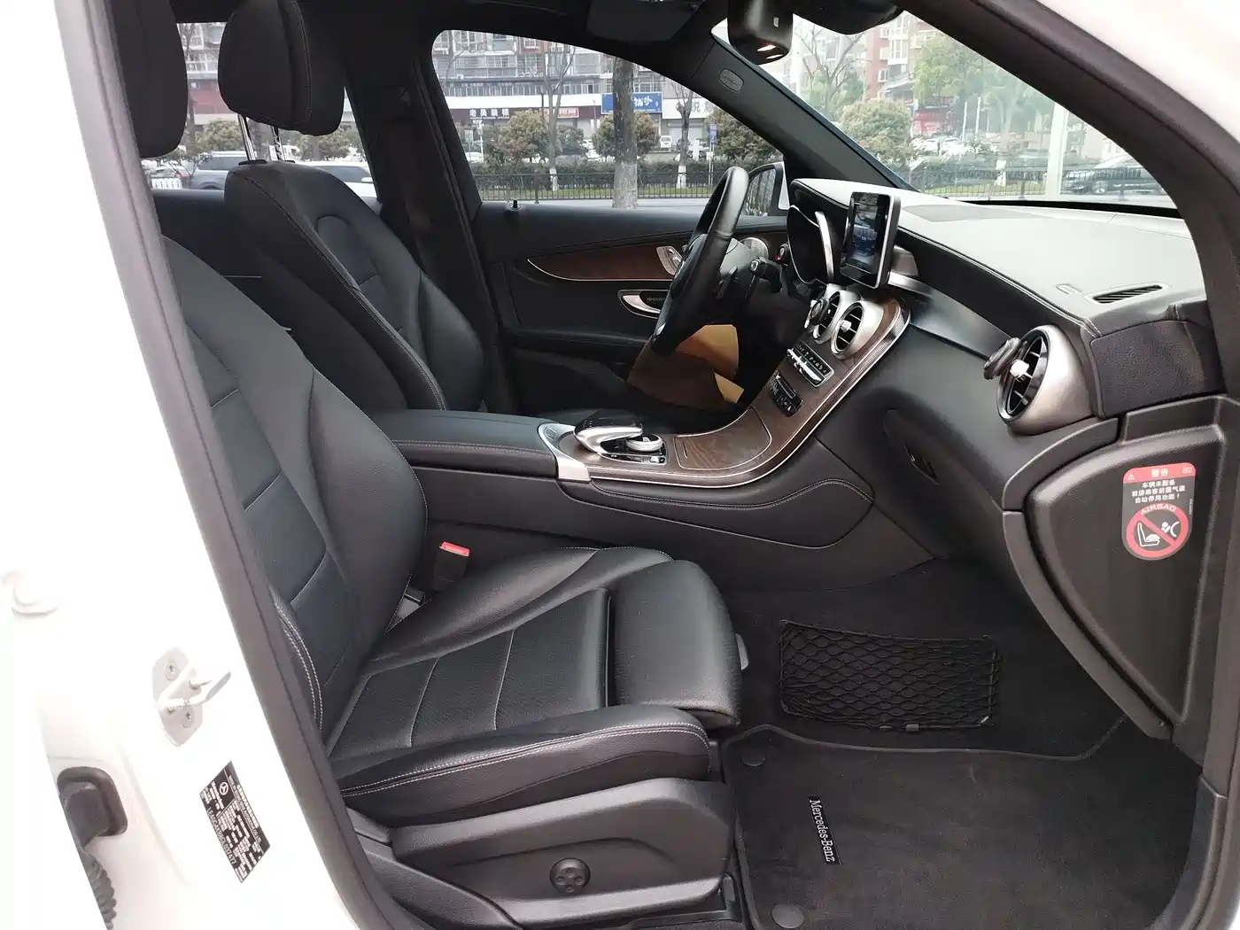 Mercedes-Benz GLC 2016 GLC 300 4MATIC Dynamic фото 6
