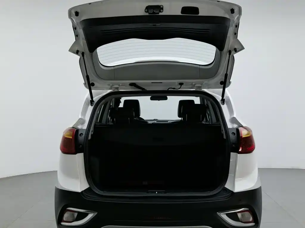 JAC Refine S3 2015 2014 1.5L Manual Luxury Smart