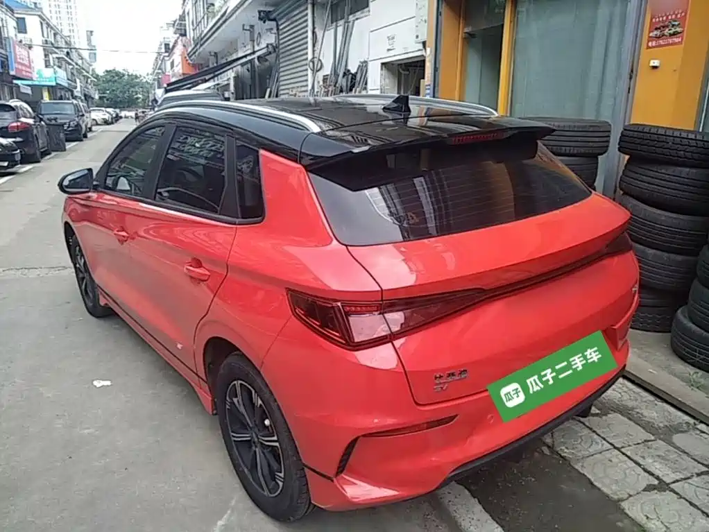 Фото 5 - BYD e2