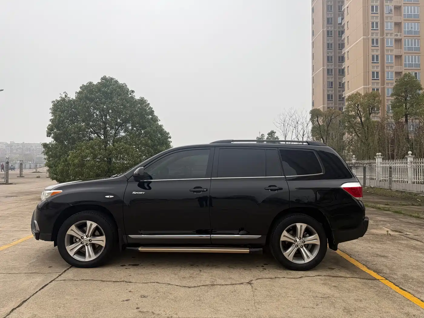 Toyota Highlander 2012 2.7L 2WD 5-seater Sport Edition фото 10