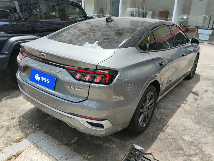 Ford Mondeo 2025 2025 2.0T EcoBoost Luxury