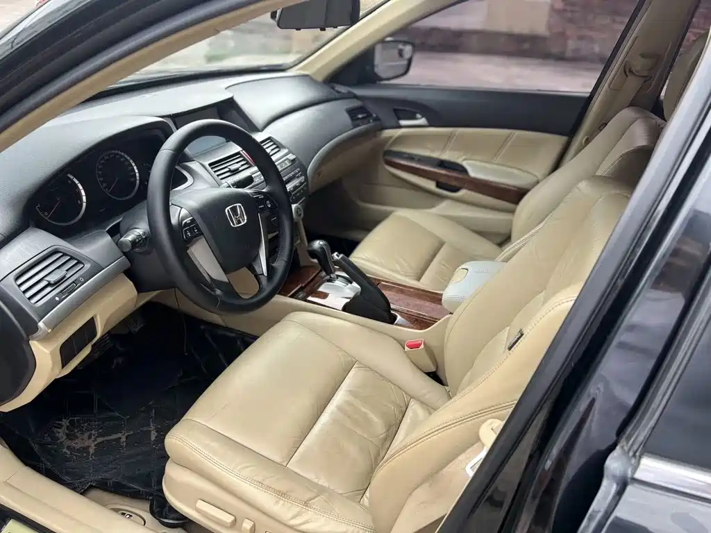 Honda Accord 2011 2011 Model 2.0L EX Navi