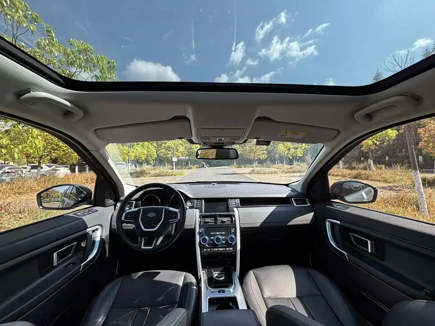 Land Rover Discovery Sport 2019 240PS SE Edition China V фото 4