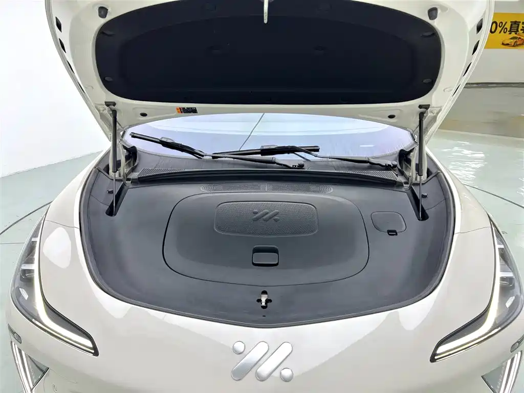 ZHIJI AUTOMOBILE ZHIJI LS7