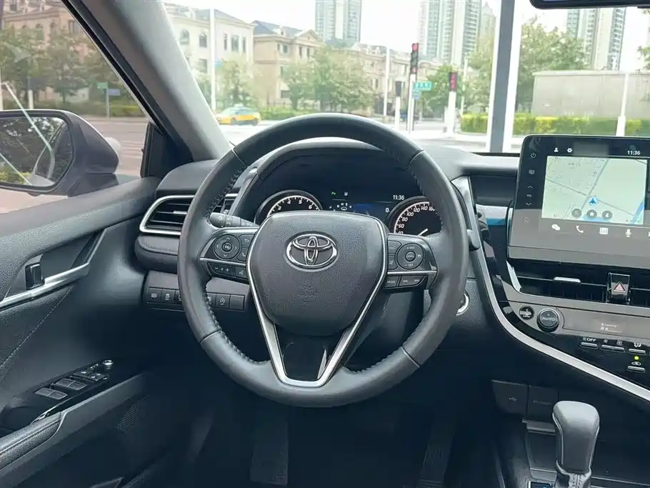 Toyota Camry 2021 2.0G Luxury Edition фото 16