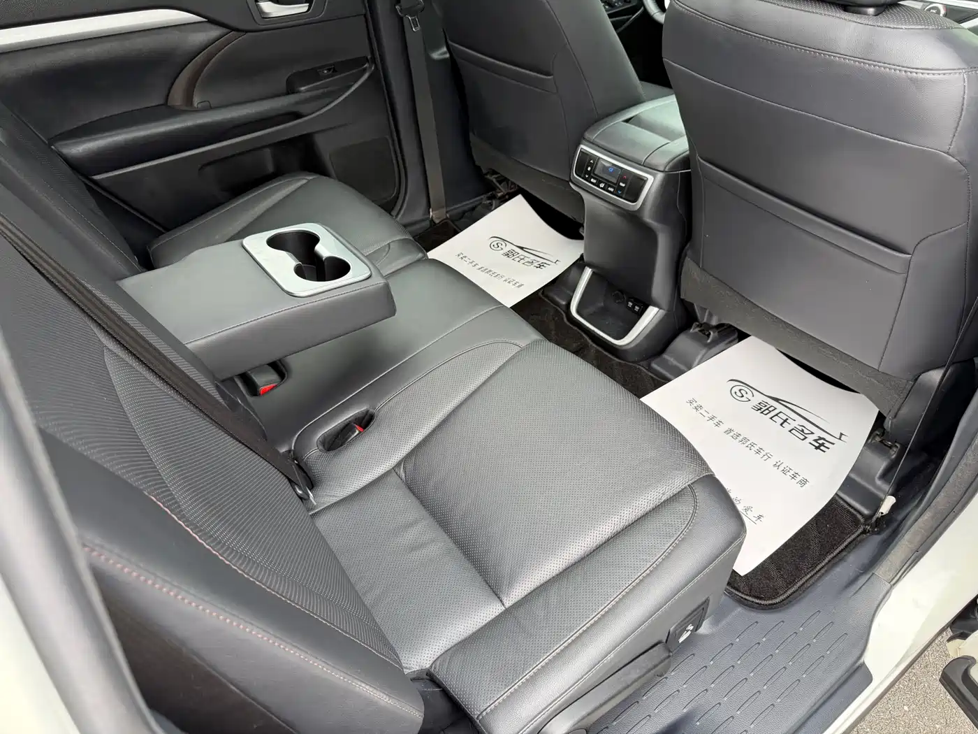 Toyota Highlander 2018 2.0T 2WD Luxury 7-seater (China V) фото 11