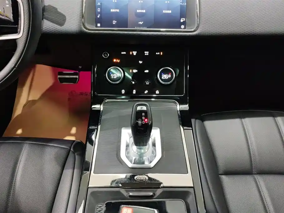 Land Rover Range Rover Evoque 2023 Range Rover Evoque L 200PS Elite Edition фото 16