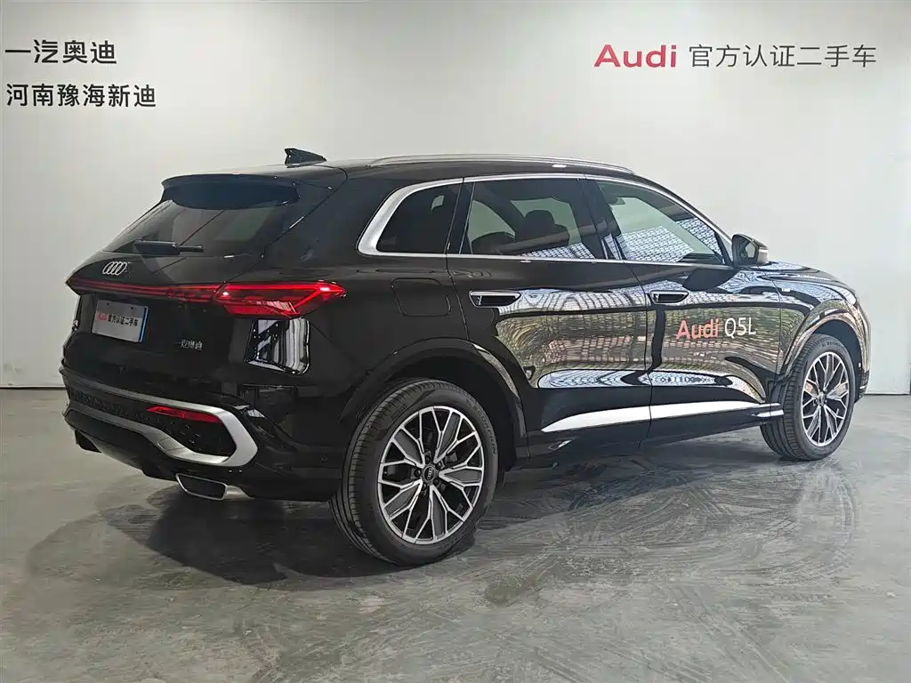 Audi Q5L 2026 Luxury Sport 150kW фото 20