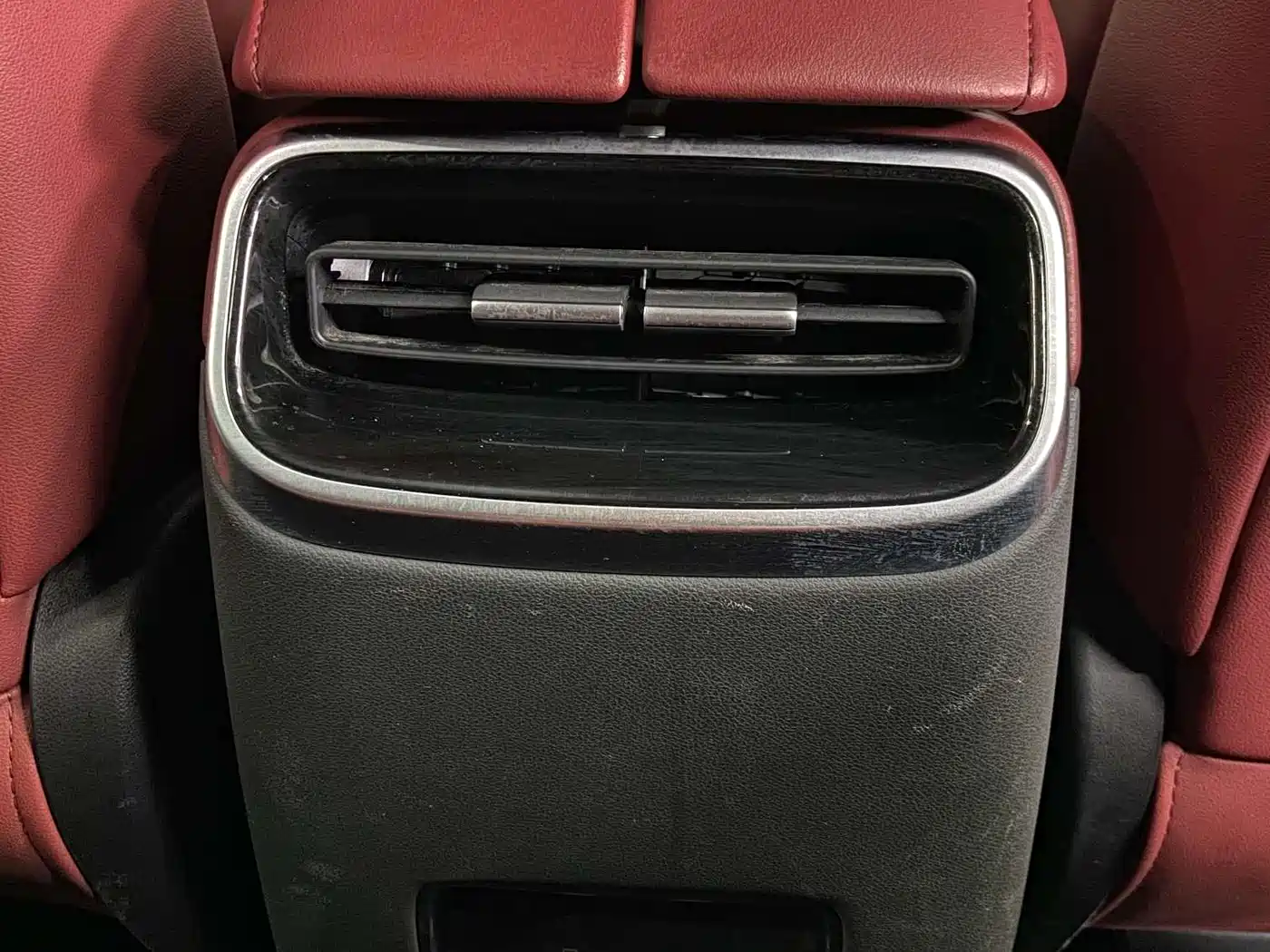 AITO Wenjie AITO M5 2023 Extended Range RWD Standard Edition фото 15