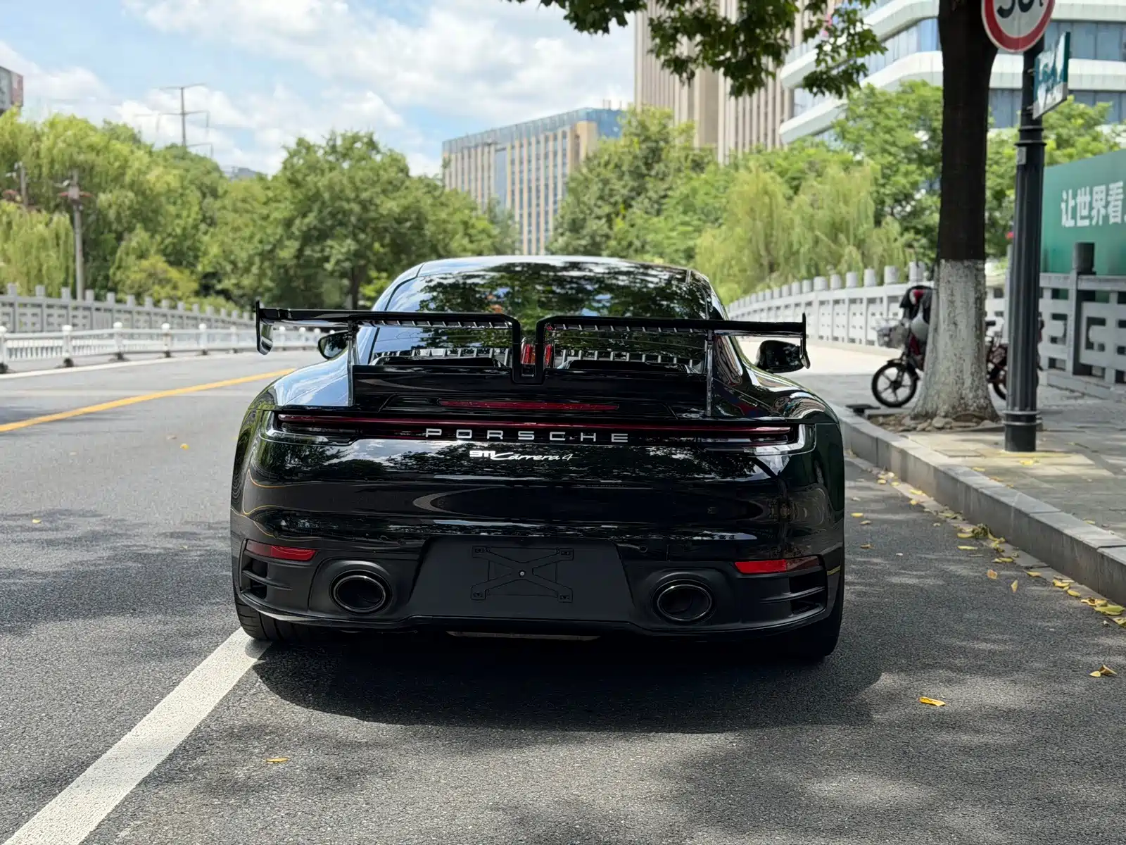 Photo 9 - Porsche 911