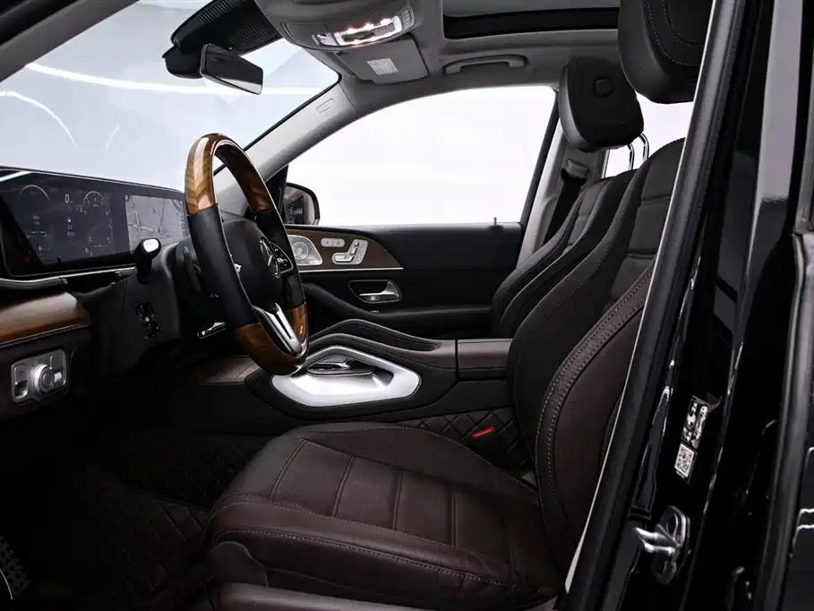 Mercedes-Benz GLS 2023 Second Facelift GLS 450 4MATIC Luxury фото 12