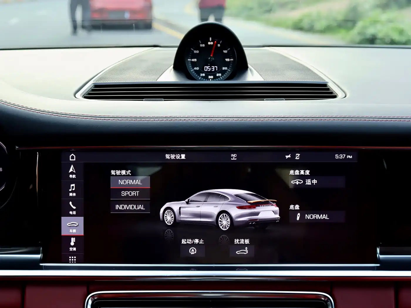 Porsche Panamera 2019 Panamera 2.9T фото 16