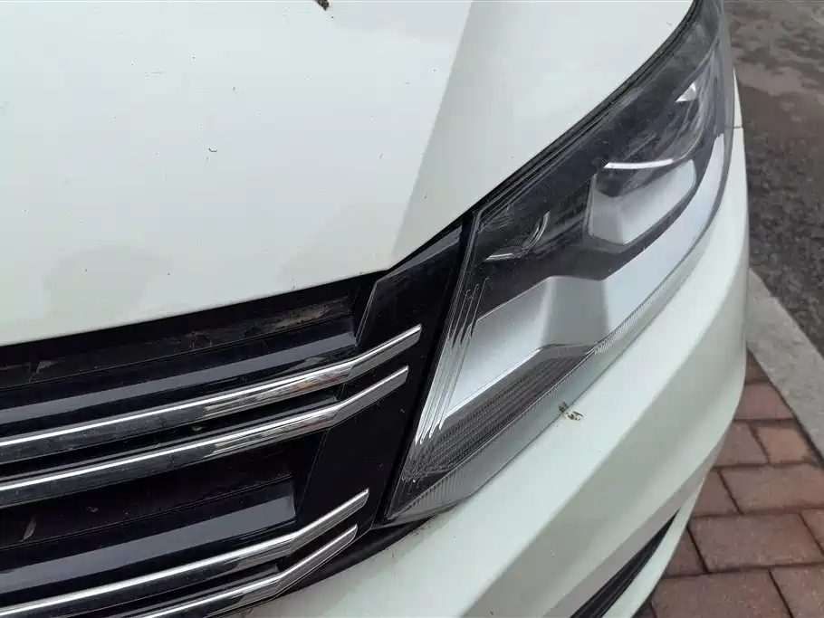 Volkswagen Tiguan 2013 1.8TSI Automatic 2WD Luxury Model фото 5