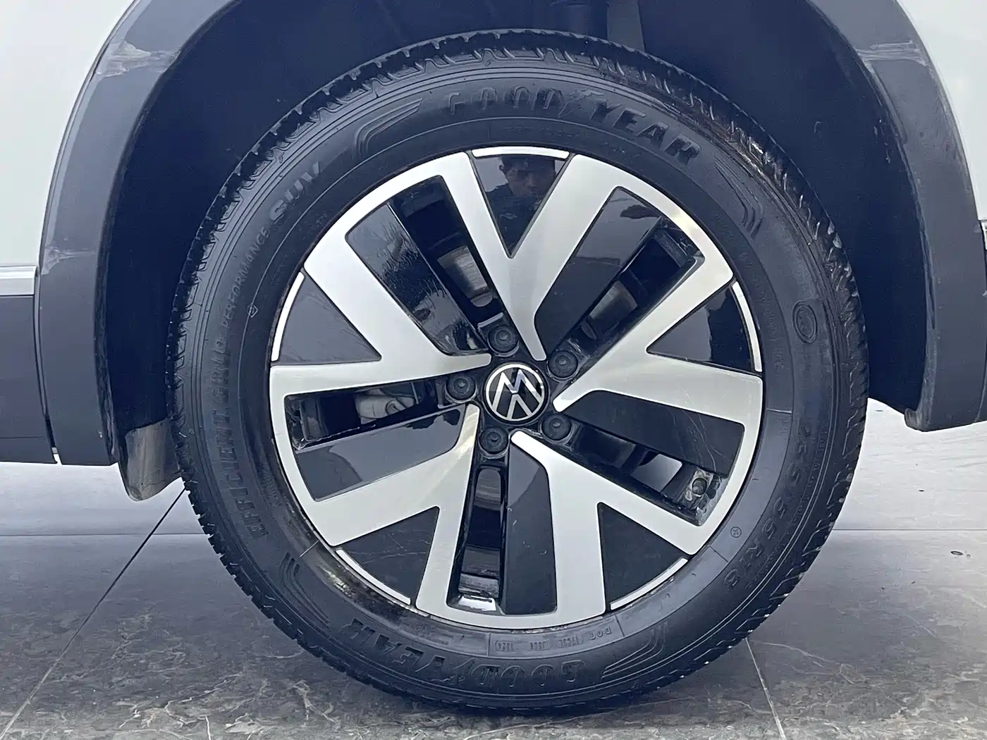 Volkswagen Tayron 2024 300TSI 2WD Luxury Plus Advanced фото 7