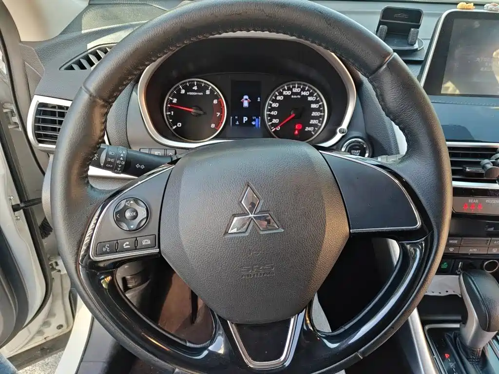 Mitsubishi Eclipse Cross 2021 2021 1.5T CVT 2WD Dream Edition