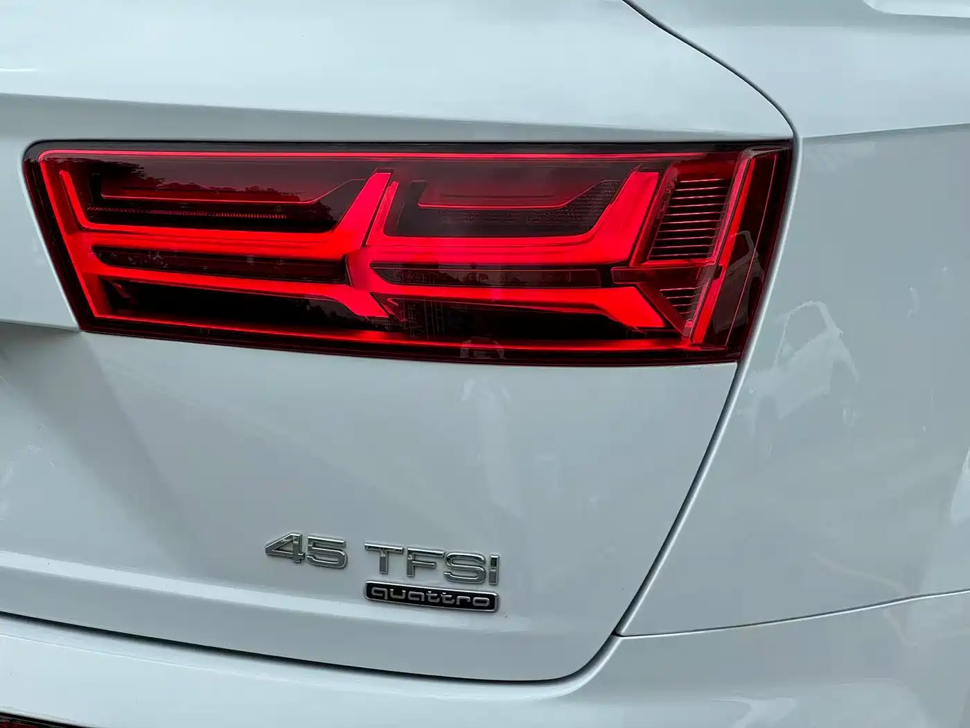 Audi Q7 2019 45 TFSI Comfort фото 16