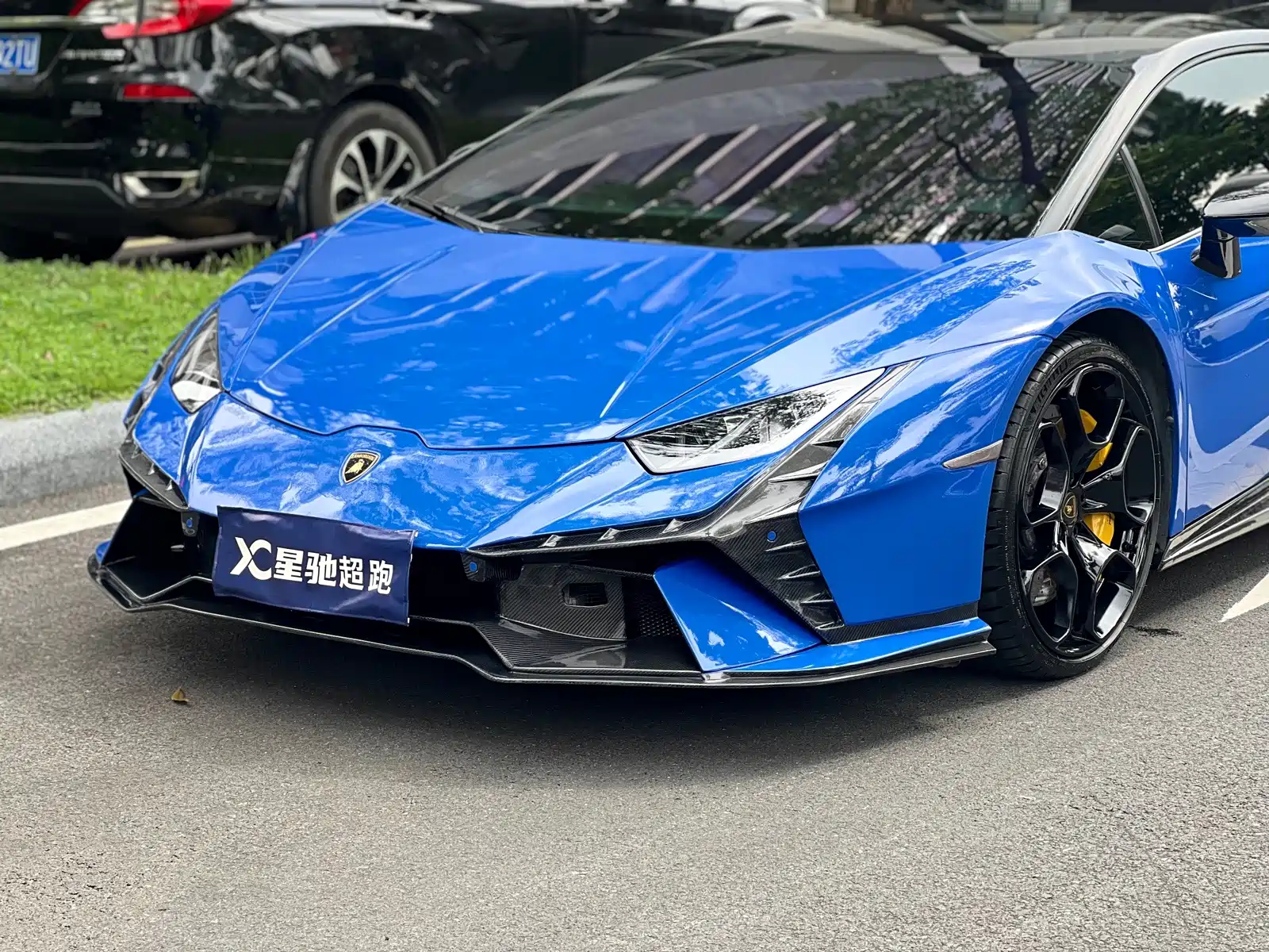 Фото 6 - Lamborghini Huracán