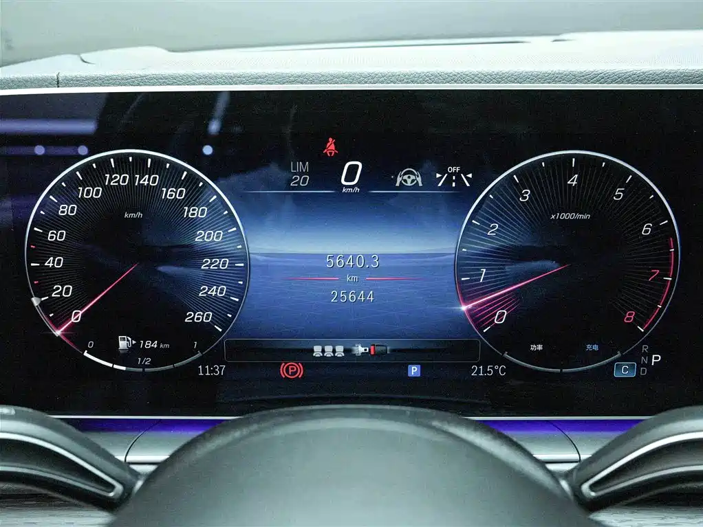Mercedes-Benz GLE 2024 GLE 450 4MATIC Luxury фото 8