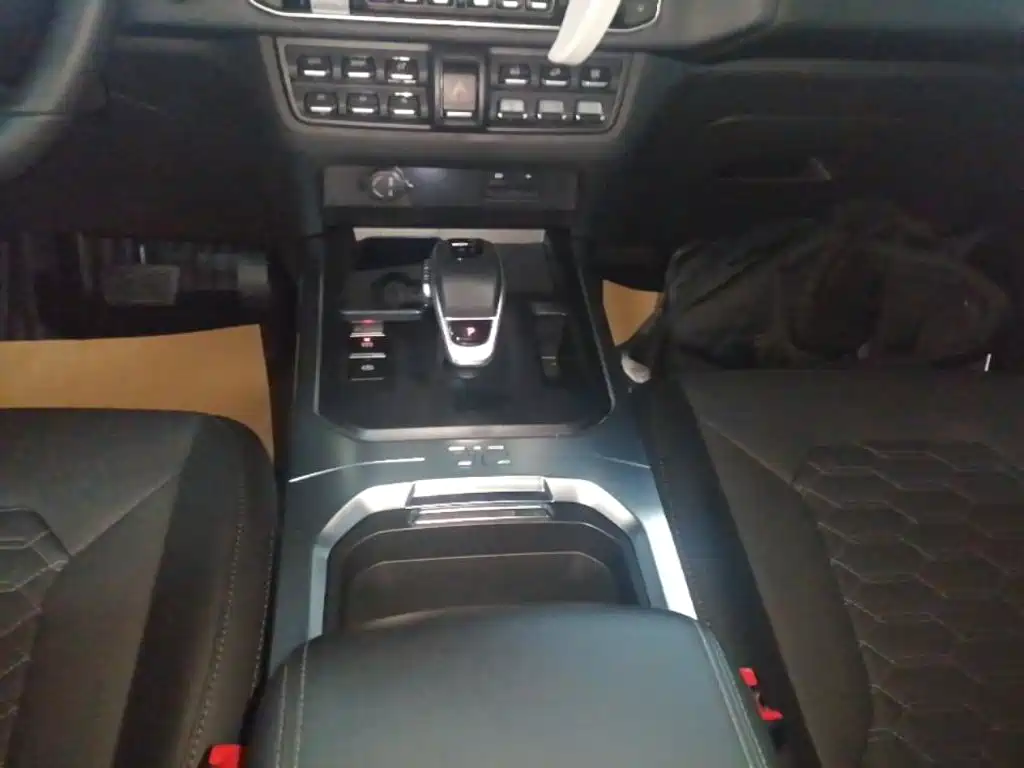 212 T01 2026 2025 2.0T Changfeng