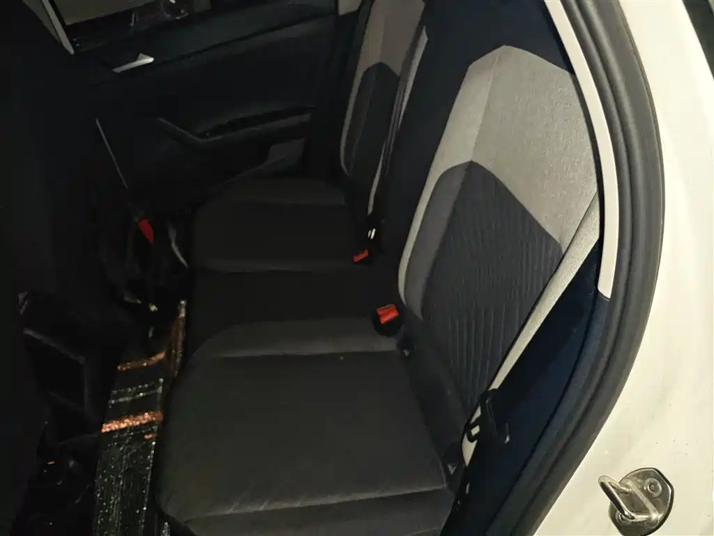 Volkswagen Lavida 2023 New Sharp 1.5L Auto Premium Edition фото 13
