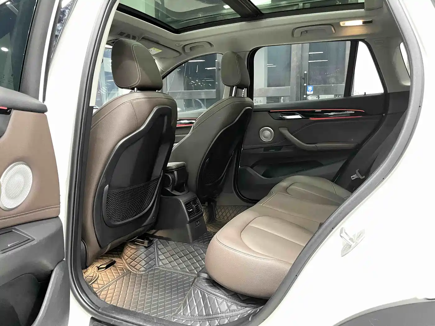 BMW X1 2022 sDrive20Li Premium фото 10