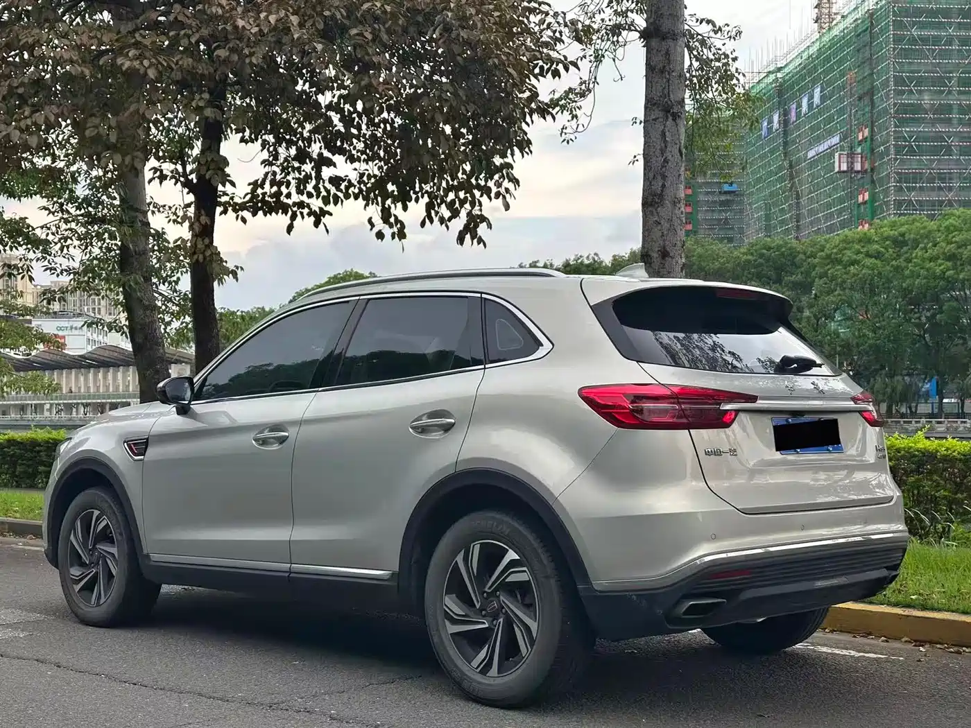 Hongqi HS5 2022 Facelift 2.0T Smart Flag Enjoyment Edition фото 4