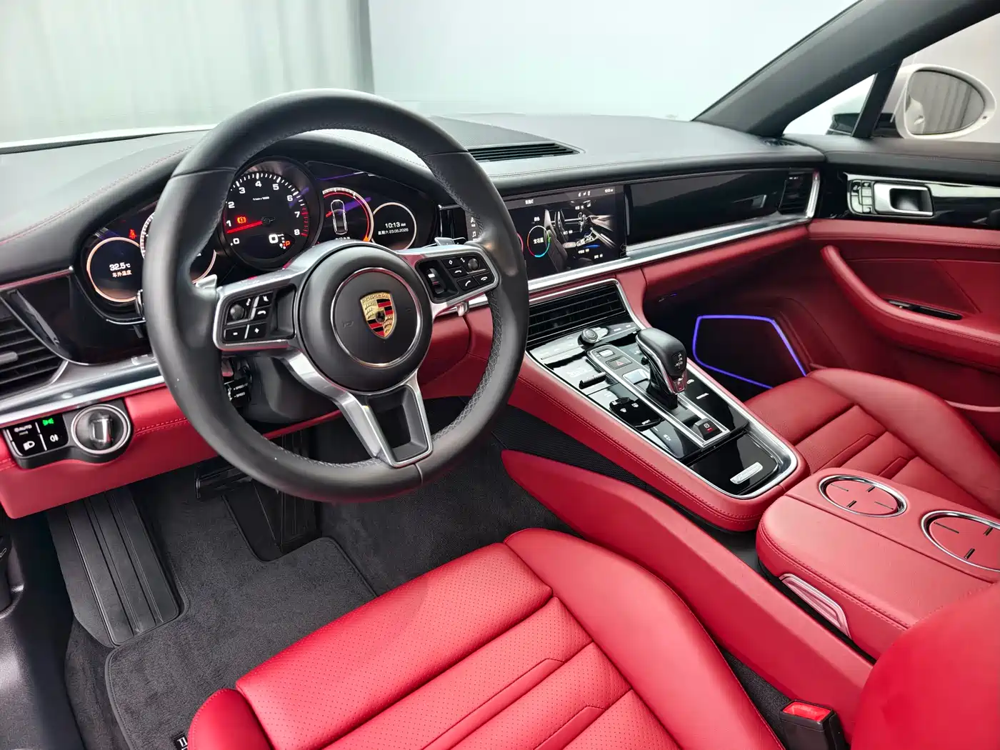 Porsche Panamera 2019 Panamera 4 Executive Long Wheelbase 2.9T фото 3