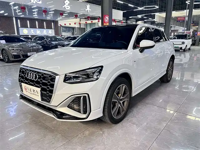 Audi Q2L Рестайлинг, 35TFSI, Стиль Драйв